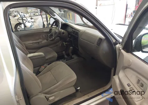 2002 Toyota Tacoma Base V6 из США, поврежденный, VIN 5TEWN72N72Z109782